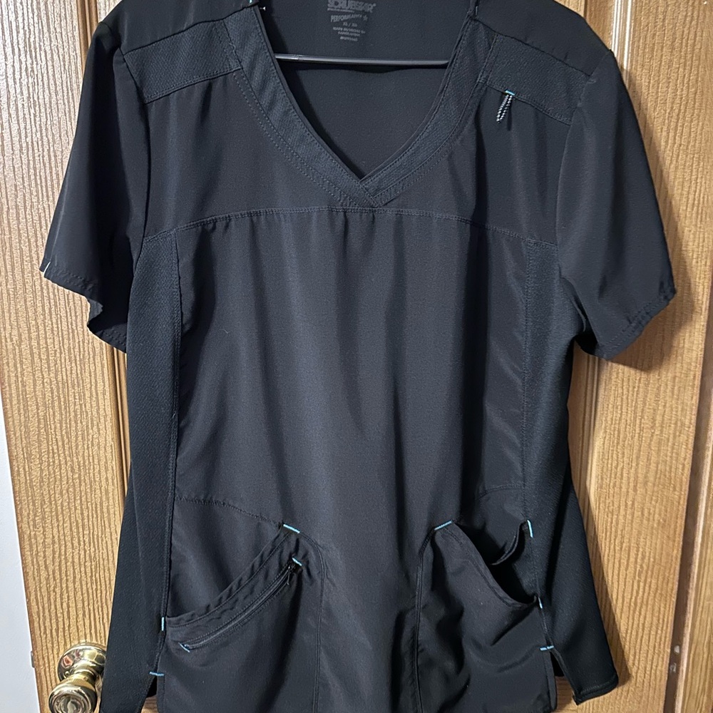 Black V-Neck Scrub Top